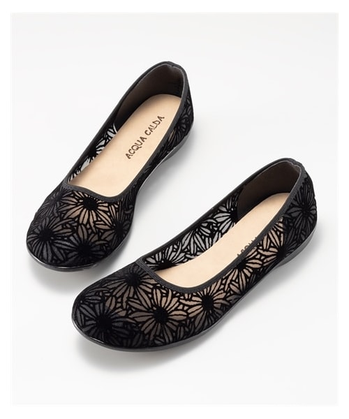 nissen（ニッセン）の「日本製ラウンドトゥカジュアルバレエシューズ（ワイズ３Ｅ）（バレエシューズ・メンズ・黒(スムース)/オーク/マスタード/アプリコット/シルバー/ネイビー(メッシュ)/黒(シアー花柄)/ネイビー花柄・SS=21.5~22.0cm/S=22.0~22.5cm/M=23.0~23.5cm/L=24.0~24.5cm/LL=24.5~25.0cm/3L=25.0~25.5cm/4L=25.5~26.0cm）」の15枚目の写真