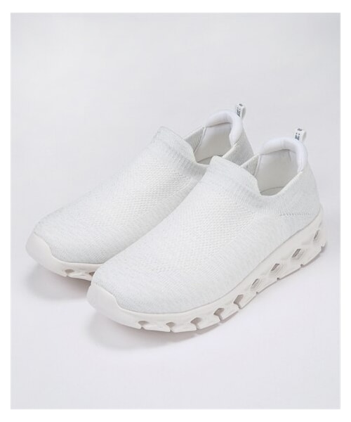 nissen（ニッセン）の「moz（モズ）軽量やわらかニットスニーカー（ワイズ３Ｅ）（スニーカー・メンズ・黒/ピンクベージュ/ホワイト・22.5cm/23.0cm/23.5cm/24.0cm/24.5cm/25.0cm）」の8枚目の写真