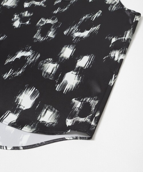 LAATO（ラート）の「black flower blouse（シャツ/ブラウス・レディース・フラワー・Free）」の3枚目の写真