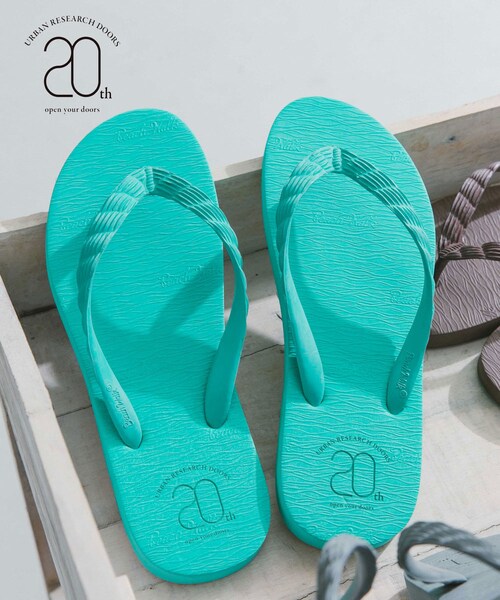 URBAN RESEARCH DOORS(アーバンリサーチドアーズ)の「『別注』BEACH WALK×DOORS 20th ビーチサンダル(サンダル・メンズ・White/Black/Gray/Mint/Brown/Navy Blue・25/26/27/28)」の5枚目の写真