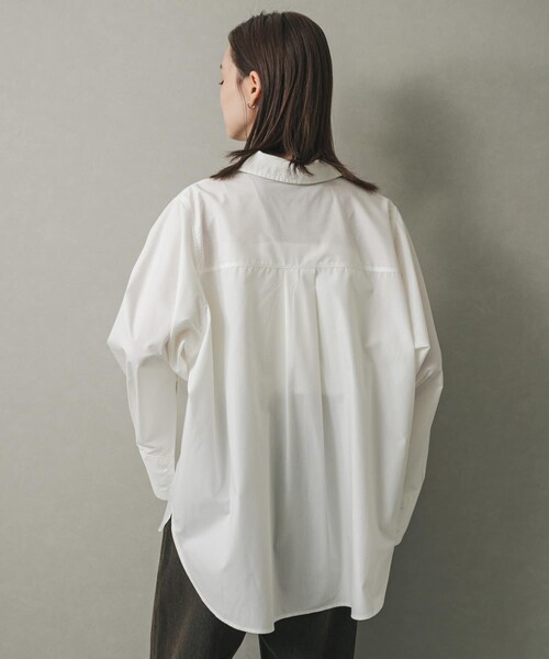 SENSE OF PLACE by URBAN RESEARCH（センスオブプレイスバイアーバンリサーチ）の「スリットスリーブルーズシャツ（シャツ/ブラウス・レディース・IVORY/L.BLUE/BLU×WHT/BRN×BEG・one）」の8枚目の写真