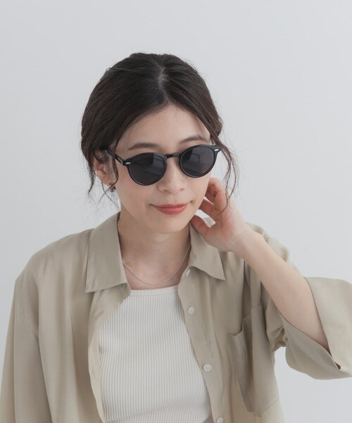 URBAN RESEARCH DOORS(アーバンリサーチドアーズ)の「ボストンサングラスB(メガネ・レディース・BLACK/BEIGE・-)」の4枚目の写真