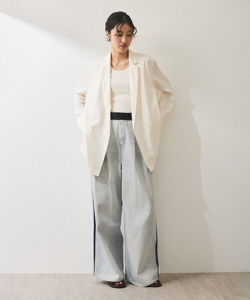 ADAM ET ROPE'(アダムエロペ)の「【サステナブル】ガウンジャケット(テーラードジャケット・レディース・ブラック/オフホワイト・F)」の7枚目の写真