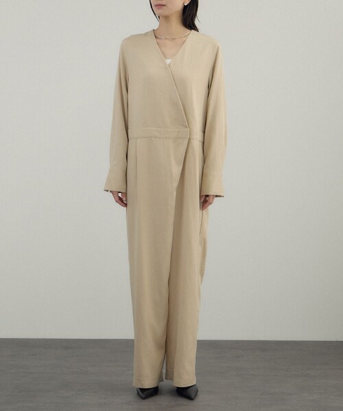 ADAM ET ROPE'（アダムエロペ）の「フロントクロスオールインワン（サロペット/オーバーオール・レディース・ブラック/ベージュ・F）」の14枚目の写真