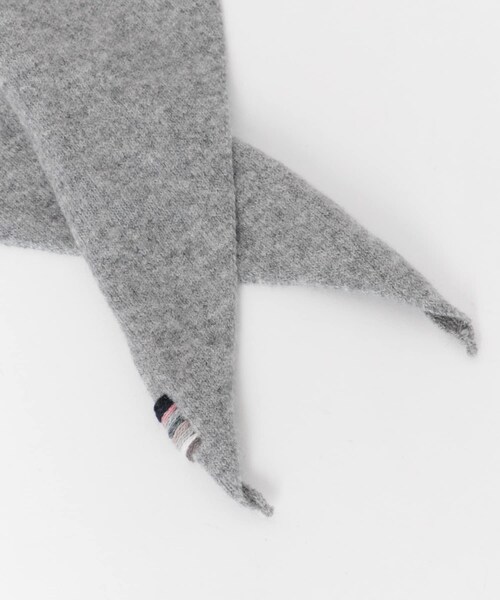 URBAN RESEARCH（アーバンリサーチ）の「Extreme Cashmere　BANDANA（バンダナ/スカーフ・レディース・DUST/CORN/GOAT/NAVY/RAVEN・-）」の10枚目の写真