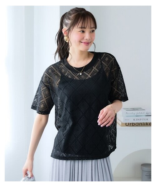 nissen（ニッセン）の「＜大きいサイズ＞透かし柄ゆるシルエットカットソートップス（Tシャツ/カットソー・レディース・モカグレー/グレイッシュブルー/黒・L~LL/3L~4L/5L~6L/8L/10L）」の4枚目の写真