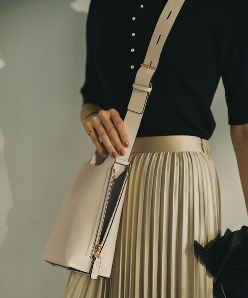 ROPE'（ロペ）の「【E'POR】Y BAG Shoulder Mini【超軽量】（ショルダーバッグ・レディース・キナリ・F）」の2枚目の写真