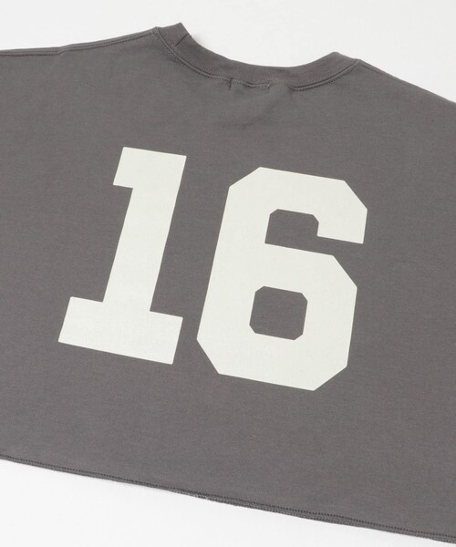 URBAN RESEARCH（アーバンリサーチ）の「Teya　TEYA SHORT SWEAT（スウェット・レディース・GRAY/PINK/CHARCOAL・Free）」の12枚目の写真