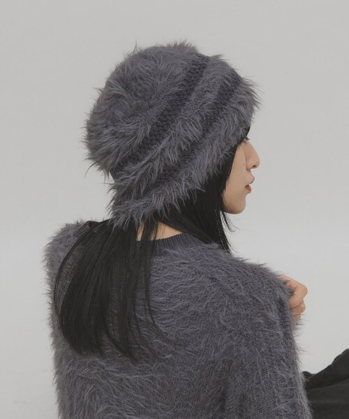 KBF（ケイビーエフ）の「ラインデザインシャギーニットビーニー（ニットキャップ/ビーニー・レディース・IVORY/BROWN/CHARCOAL・One）」の12枚目の写真