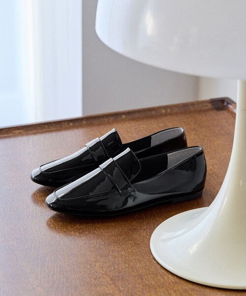 ADAM ET ROPE'(アダムエロペ)の「晴雨兼用サスティナブルレインローファー/撥水(ローファー・レディース・ブラック/ブラック系/ベージュ系・22.5/23.0/23.5/24.0/24.5/25.0)」の8枚目の写真