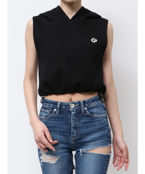 GYDA（ジェイダ）の「GD HEM スピンドルノースリショートパーカー（パーカー・レディース・オフホワイト/ライトグレー/ブラック・F）」の3枚目の写真