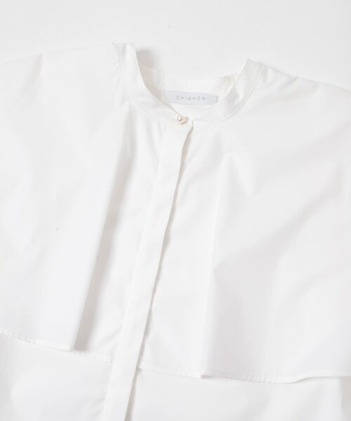 URBAN RESEARCH ROSSO（アーバンリサーチロッソ）の「『別注』CHIGNON×ROSSO　ラッフルシャツブラウス（シャツ/ブラウス・レディース・OWHITE/LBLUE・Free）」の9枚目の写真