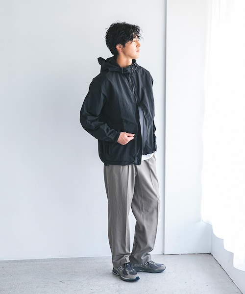 URBAN RESEARCH DOORS(アーバンリサーチドアーズ)の「『別注』Snow Peak Apparel×DOORS NYLON WASHER PARKA(マウンテンパーカー・メンズ・GREIGE/CHARCOAL/BLACK・M/L/XL)」の11枚目の写真