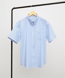 nissen | 形態安定ストライプ柄ボタンダウン半袖シャツ（肩まわり・お腹ゆったり）（消臭テープ付）(シャツ/ブラウス)