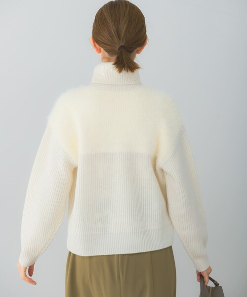 URBAN RESEARCH ROSSO（アーバンリサーチロッソ）の「エアリーヤーンドッキングニットプルオーバー（ニット/セーター・レディース・GRAY/OFF WHITE/BLACK・FREE）」の7枚目の写真