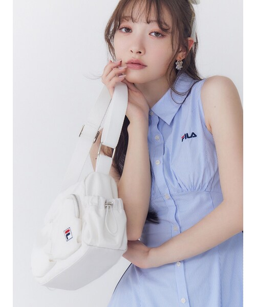 RESEXXY（リゼクシー）の「【FILA】マルチポケットナイロンバッグ（ショルダーバッグ・レディース・アイボリー/ピンク・F）」の5枚目の写真