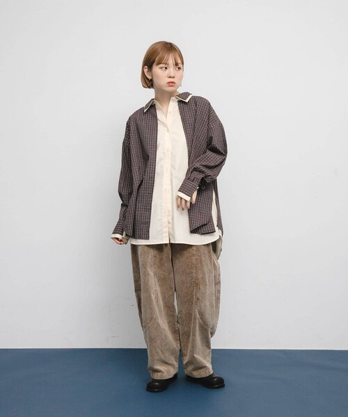 KBF（ケイビーエフ）の「チェックレイヤードBIGシャツ（シャツ/ブラウス・レディース・OFF×OFF/NAVY×BLUE/BROWN×BEG・one）」の18枚目の写真