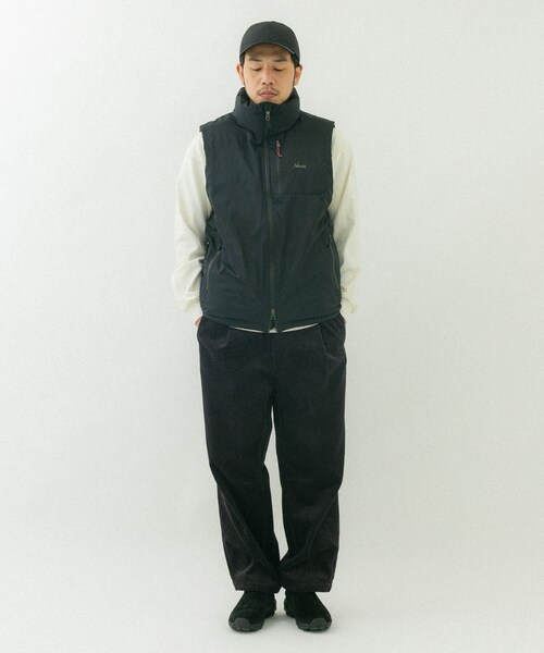 EKAL（エカル）の「NANGA　AURORA TEX STAND COLLAR DOWN VEST（その他アウター・メンズ・M.GRY/BLK・M/L）」の7枚目の写真