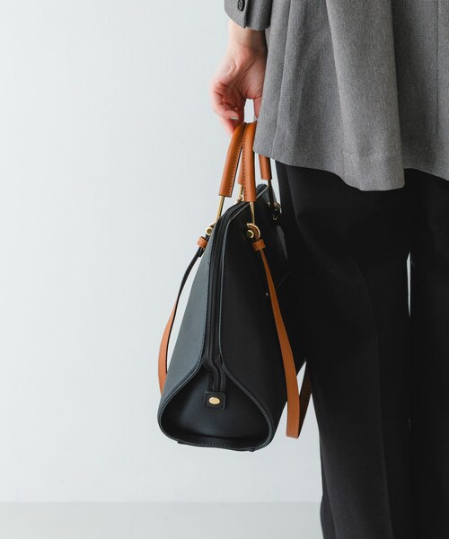 RODE SKO（ロデスコ）の「『インフルエンサーayaさんコラボ』2WAYハンドバッグ（ハンドバッグ・レディース・BLACK/MOCHA/L.BEIGE・One）」の8枚目の写真