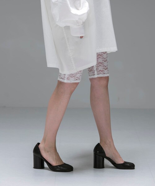 URBAN RESEARCH（アーバンリサーチ）の「ambiguous　Lace Half Leggings（レギンス/スパッツ・レディース・BLACK/WHITE・FREE）」の5枚目の写真