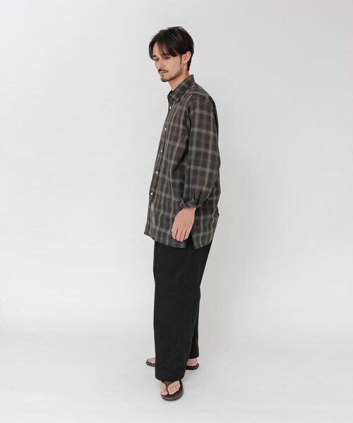 URBAN RESEARCH(アーバンリサーチ)の「SHEER CH SQUARE CUT SHIRTS(シャツ/ブラウス・メンズ・IVORY/BLACK/GREEN・M/L)」の20枚目の写真