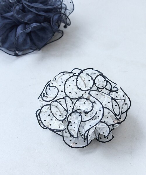 VIS（ビス）の「シアードットボリュームシュシュ（シュシュ・レディース・ブラック/ホワイト・F）」の3枚目の写真