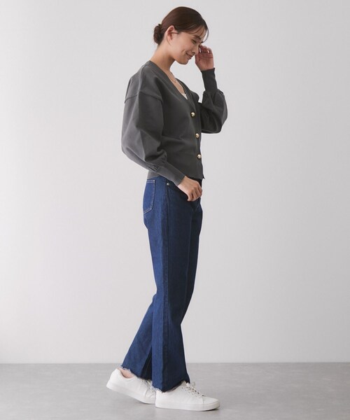 Jayro（ジャイロ）の「Vネックカーディガン（カーディガン/ボレロ・レディース・ブラック/チャコール/グレー/オフホワイト/ダークブラウン・M）」の18枚目の写真