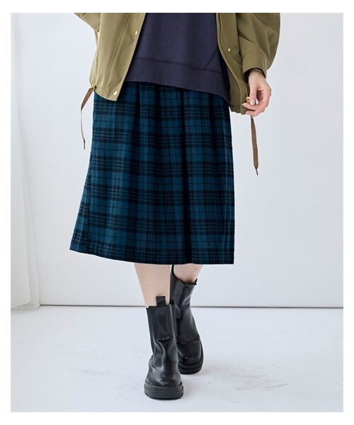 nissen（ニッセン）の「大きいサイズ （吸湿発熱）ウエストリブスカート（スカート・レディース・ブラック/チャコールグレー/ヘリンボーン/ブルー系チェック・L/LL/3L/4L/5L/6L/8L/10L）」の6枚目の写真