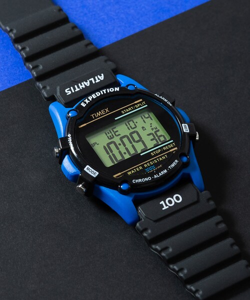 URBAN RESEARCH DOORS（アーバンリサーチドアーズ）の「TIMEX　Atlantis NUPTSE（アナログ腕時計・メンズ・BLK/RED/BLK/PURPLE/BLK/BLUE/BLK/GREEN/BLK/COYOTE・one）」の4枚目の写真