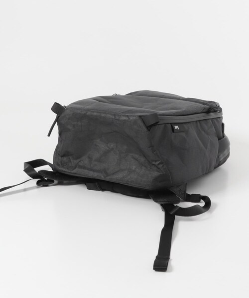 URBAN RESEARCH（アーバンリサーチ）の「AER　CITY PACK PRO 2 24L ULTRA（バックパック/リュック・メンズ・BLACK・Free）」の5枚目の写真