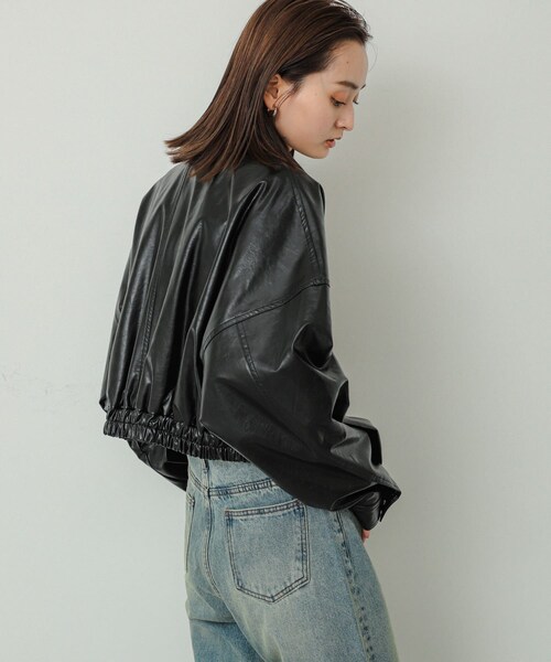 SENSE OF PLACE by URBAN RESEARCH(センスオブプレイスバイアーバンリサーチ)の「クロップドレザーライクブルゾン(ブルゾン・レディース・IVORY/BLACK/NAVY・one)」の19枚目の写真