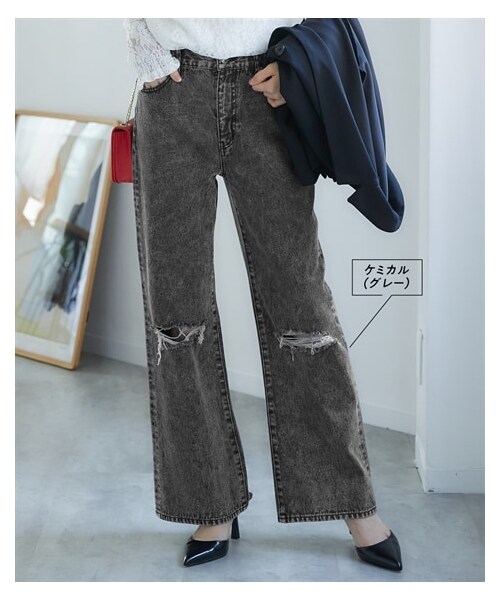 nissen（ニッセン）の「＜大きいサイズ＞ 綿100％ゆるストレートクラッシュデニムパンツ（ゆったりヒップ）（パンツ・レディース・ライトブルー/ケミカル(ウオッシュドブルー)/ケミカル(グレー)・L/LL/3L/4L/5L/6L/8L/10L）」の10枚目の写真