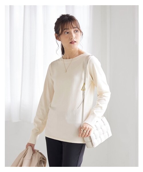 nissen（ニッセン）の「大きいサイズ 優しい肌触りの定番ボートネックニットセーター（ニット/セーター・レディース・オフホワイト/杢グレー/黒(オフホワイトライン)/コバルトブルー(オフホワイトライン)/セルリアンブルー/モカ/パープル・L/LL/3L/4L/5L/6L/8L/10L）」の5枚目の写真