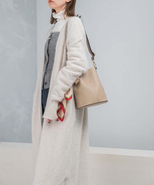 URBAN RESEARCH ROSSO（アーバンリサーチロッソ）の「ファーニットロングガウン（カーディガン/ボレロ・レディース・IVORY/BEIGE/BLACK・Free）」の7枚目の写真