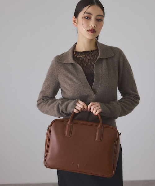 ADAM ET ROPE'(アダムエロペ)の「【サステナブル】ロゴボストンビッグバッグ(ボストンバッグ・レディース・ブラック/ブラウン/シルバー・F)」の12枚目の写真