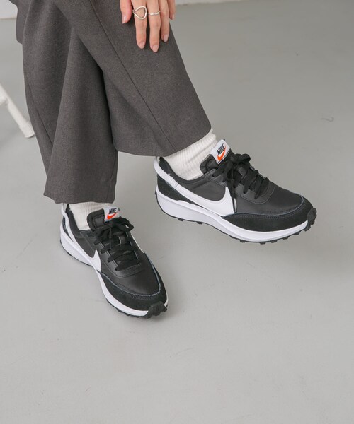 URBAN RESEARCH DOORS（アーバンリサーチドアーズ）の「NIKE　ワッフルデビュー（スニーカー・レディース・アスターピンク/LTPMC/SLPH/ブラック・23.5/24/24.5）」の4枚目の写真