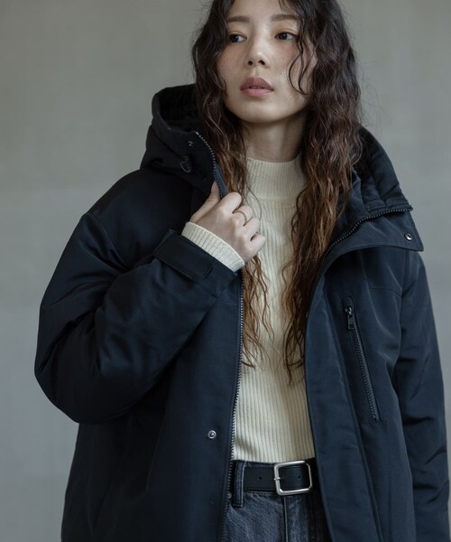 URBAN RESEARCH Sonny Label（アーバンリサーチサニーレーベル）の「フーディーダウンジャケット（その他アウター・レディース・アイボリー/ブラック/チャコール/グレージュ・FREE）」の15枚目の写真