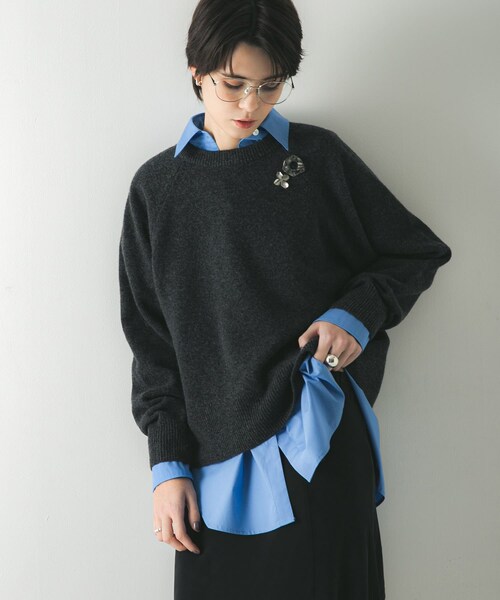 URBAN RESEARCH（アーバンリサーチ）の「カシミヤ強縮クルーネックニット（ニット/セーター・レディース・BEIGE/LIGHT GRAY/TOP GRAY/RED・FREE）」の16枚目の写真