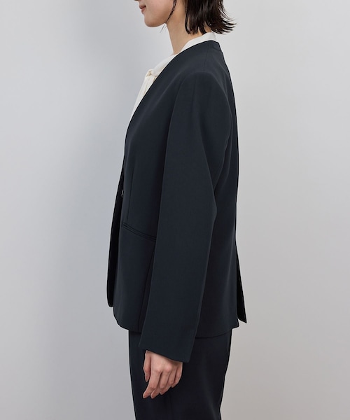 ROPE'（ロペ）の「トリアセダブルクロス Ｖネックジャケット/イージーケア・セットアップ対応・25AW（ノーカラージャケット・レディース・ネイビー・36/38/40）」の13枚目の写真