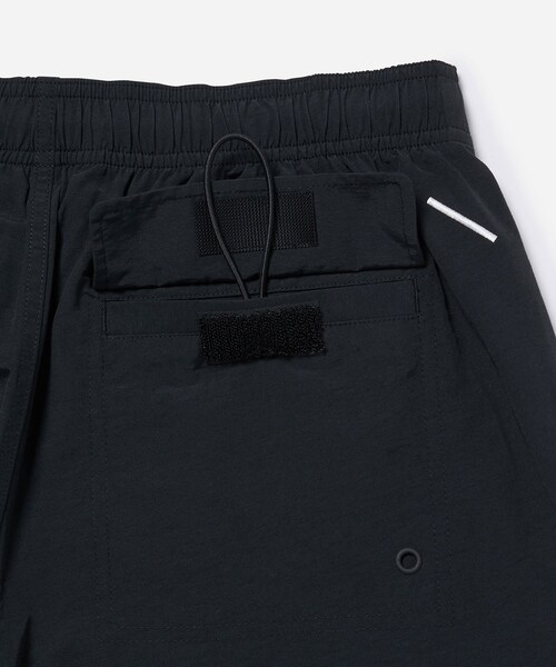 Saturdays NYC(サタデーズ ニューヨークシティ )の「TALLEY SWIM SHORT(水着・メンズ・ブラック・L/M/S/XS/XL)」の13枚目の写真