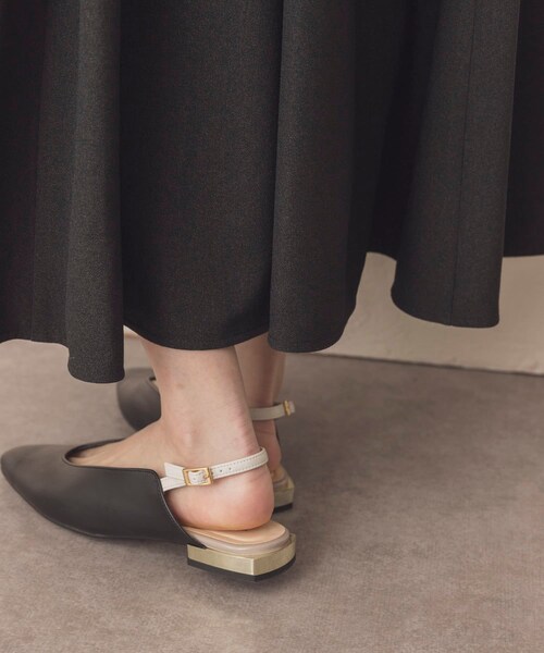 RODE SKO（ロデスコ）の「『MADE IN JAPAN』NEDKE バックストラップパンプス（パンプス・レディース・PINK/BLACK/GREIGE・36/37/38）」の6枚目の写真
