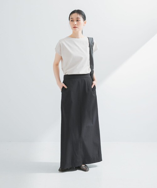 URBAN RESEARCH（アーバンリサーチ）の「『2サイズ展開』リネン混ロングスカート（スカート・レディース・BLACK/SAND BEIGE・36/38）」の15枚目の写真