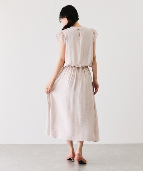 Jayro（ジャイロ）の「レーヨンナイロンオーガン袖フリルワンピース（ワンピース・レディース・ブラック/オフホワイト/ブルー/ピンク・M）」の13枚目の写真