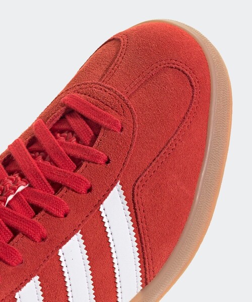 ADAM ET ROPE'(アダムエロペ)の「【adidas(アディダス)】GAZELLE INDOOR(スニーカー・レディース・レッド・23/24/25)」の8枚目の写真