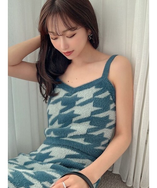 RESEXXY（リゼクシー）の「ハウンドトゥースシャギーニットタンク【セットアップ着用可能】（タンクトップ・レディース・ブラック/ワイン/グリーン・F）」の8枚目の写真