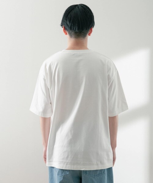 ITEMS URBANRESEARCH(アイテムズ アーバンリサーチ)の「USAコットン オーバーサイズTシャツ(Tシャツ/カットソー・メンズ・GRN/OFF/BLK/BLU/YEL・M/L)」の13枚目の写真