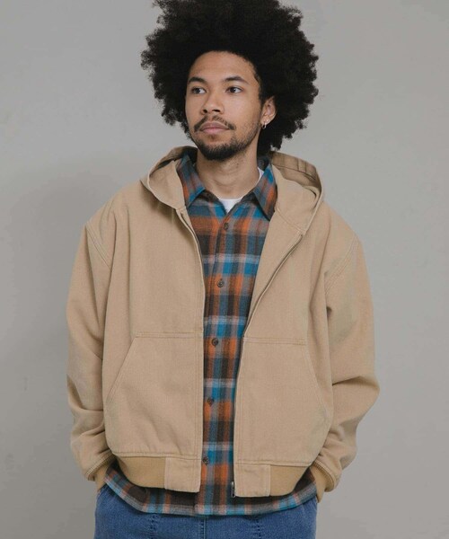 URBAN RESEARCH Sonny Label（アーバンリサーチサニーレーベル）の「ダックフーデッドショートブルゾン（ブルゾン・メンズ・キャメル/ブラック・M/L）」の3枚目の写真