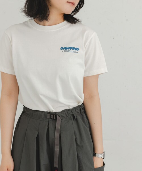 EKAL（エカル）の「製品染GAWPINGロゴTシャツ（Tシャツ/カットソー・レディース・オフ/ピンク/グラファイト・one）」の6枚目の写真