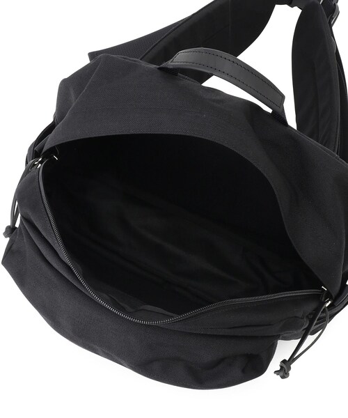 ADAM ET ROPE'（アダムエロペ）の「【Aeta/アエタ】WAIST BAG L（ボディバッグ/ウエストポーチ・メンズ・ブラック・F）」の9枚目の写真