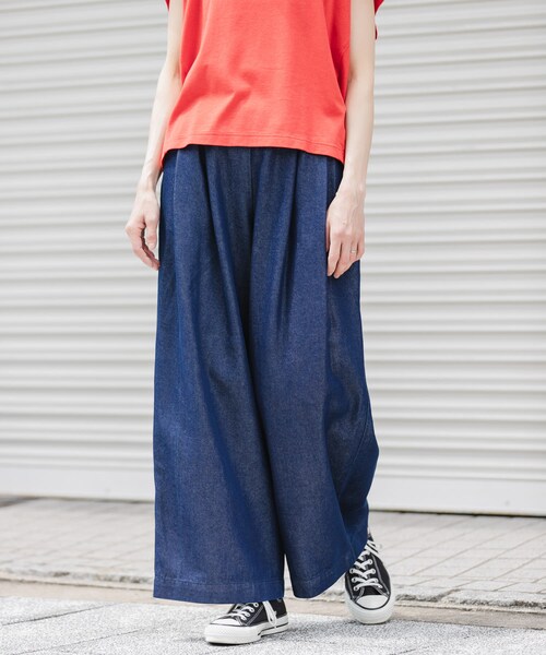 URBAN RESEARCH DOORS（アーバンリサーチドアーズ）の「FORK&SPOON　セルロースデニムワイドパンツ（デニムパンツ・レディース・BLACK/BLUE・1/2）」の17枚目の写真